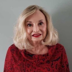 Meet your Posher, Linda